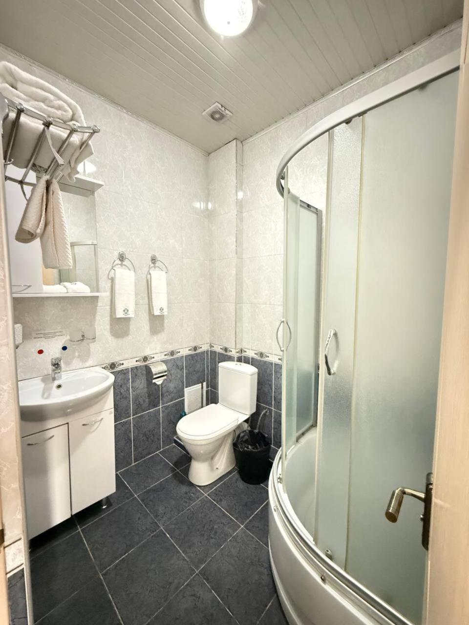 Hotel Sultan Jalal-Abad Pokoj fotografie